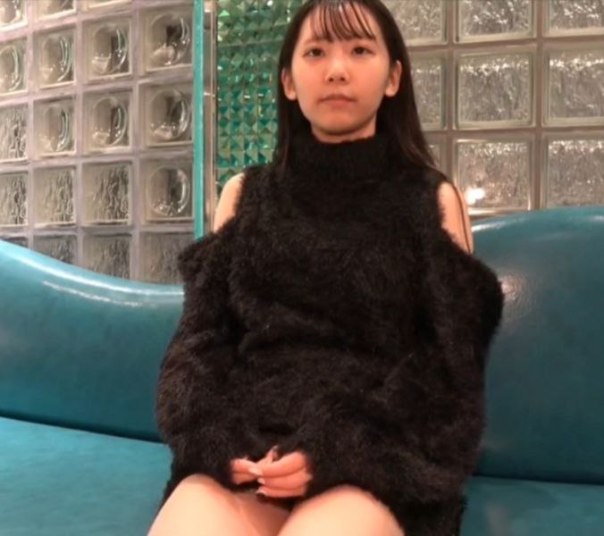 探索发现牛仔裙外围马尾妹 穿着内裤翘起揉捏屁股 69姿势口交舔屌 骑乘扭动小腰特写抽插
